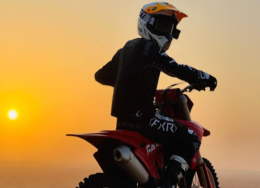 9-exciting-rides-for-all-levels-on-dubai-desert-motocross-tracks