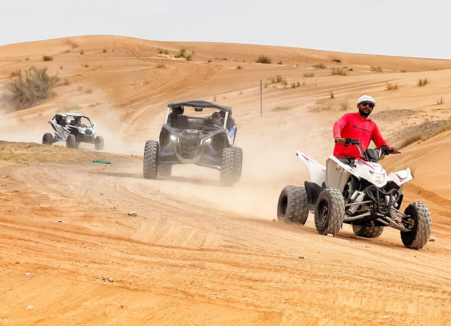 3-family-buggy-tour-in-desert
